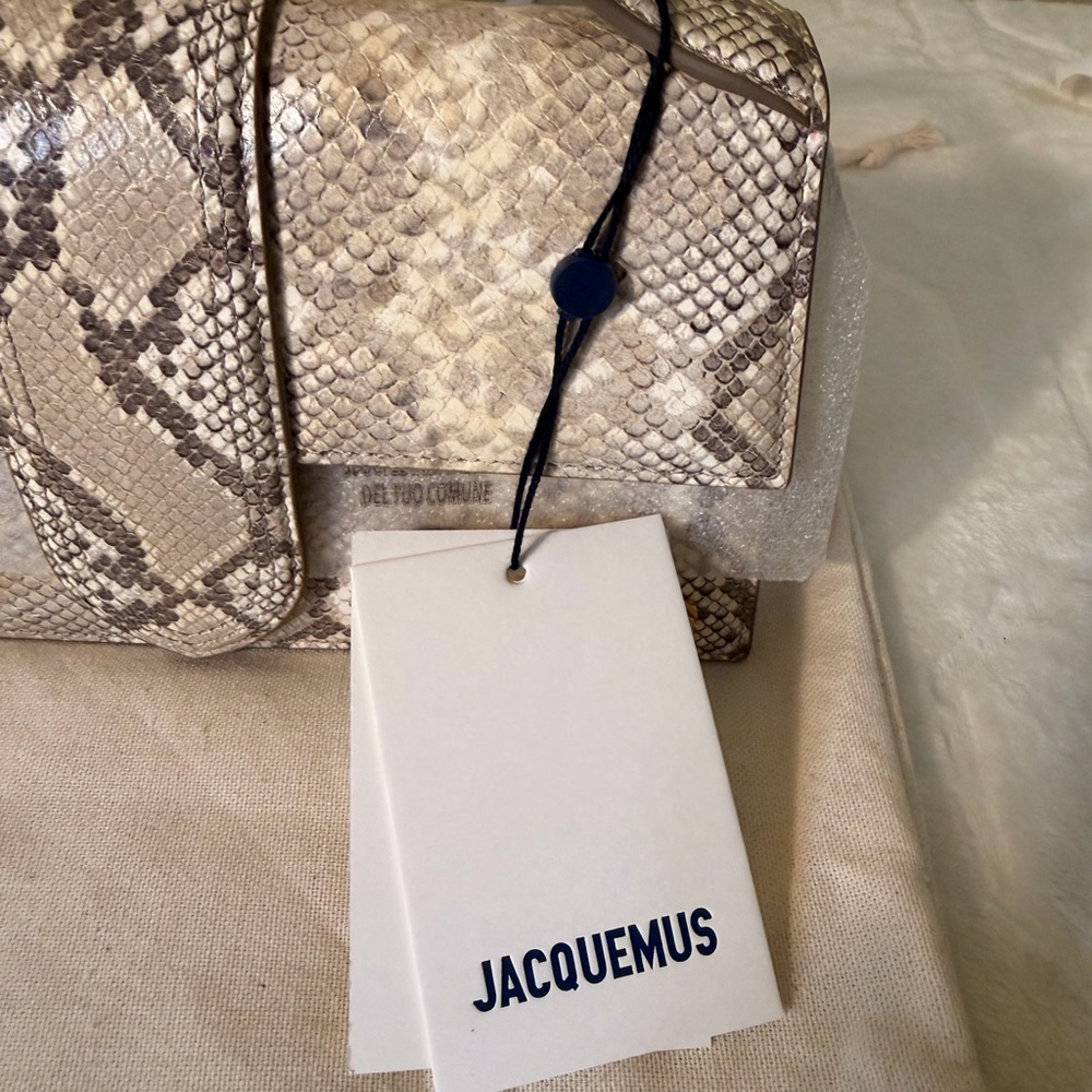 Jacquemus Le Grand Bambino Bag in Snake Embossed - Picture 2 of 16